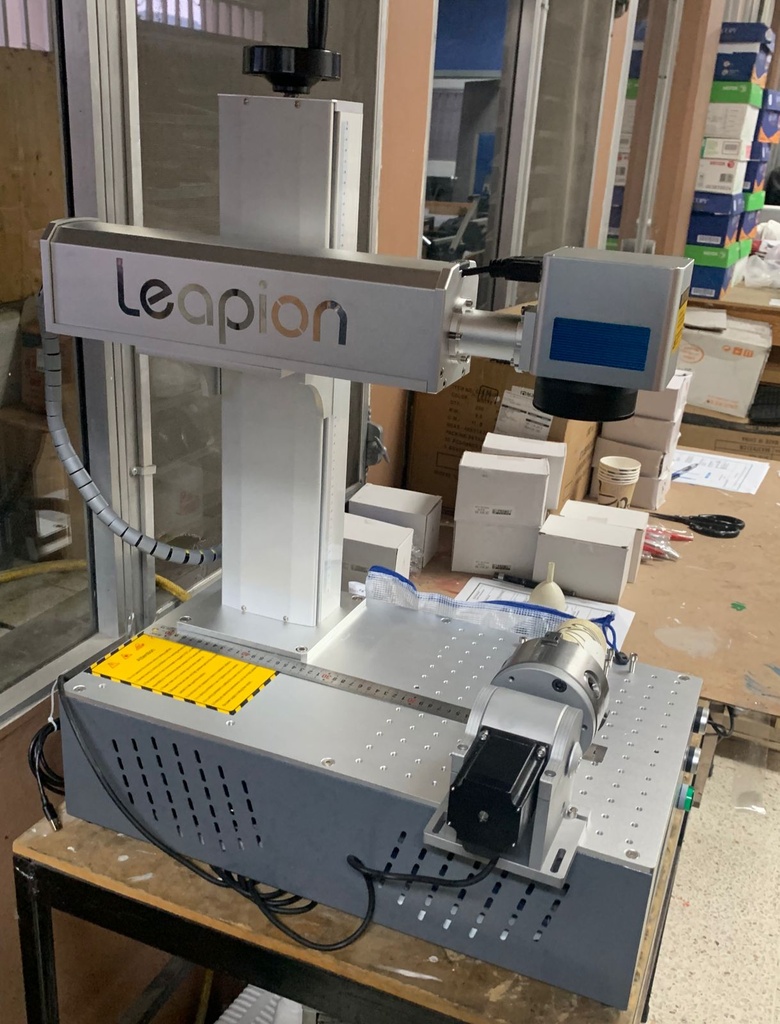 MAQUINA LASER DE FIBRA MARCA LEPION 30W 